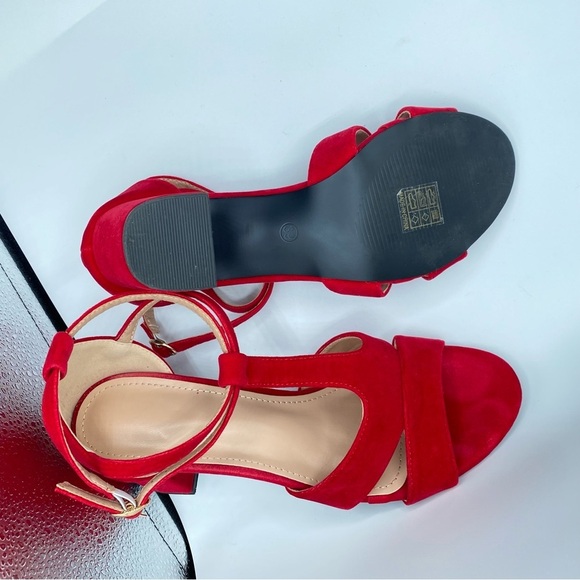 Red Velvet Women's Sandales with 2”Heels Pre-Loved Excellent Condition Size 39 - Picture 8 of 16